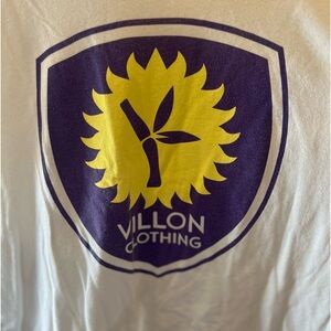 Villon clothing t-shirt size medium in GUC